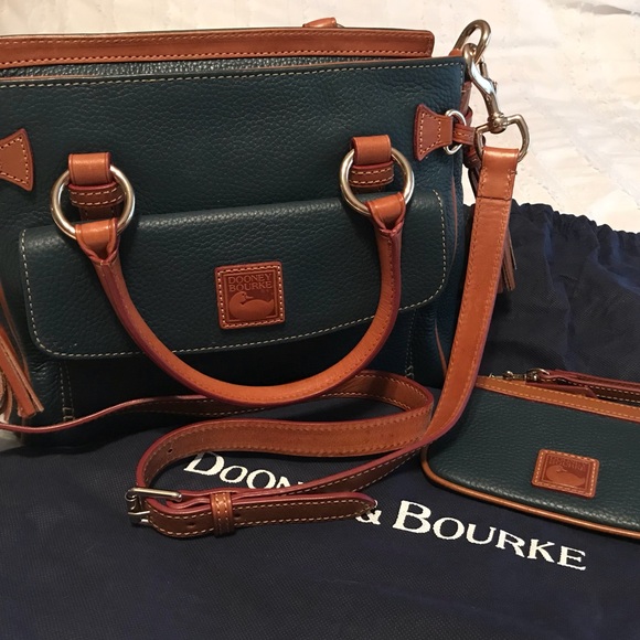 dooney & bourke pebbled leather medium pocket satchel